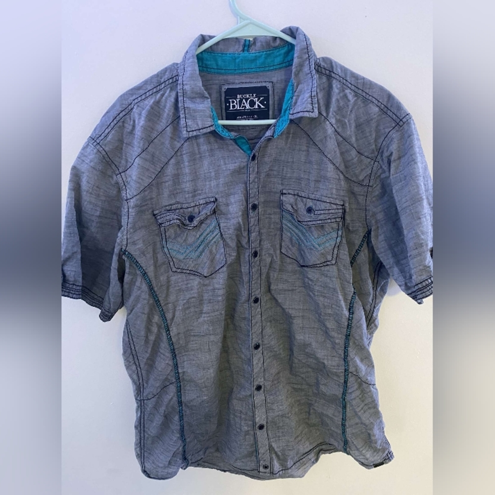 Grey button down that looks good, I just figured I'd sell it.
